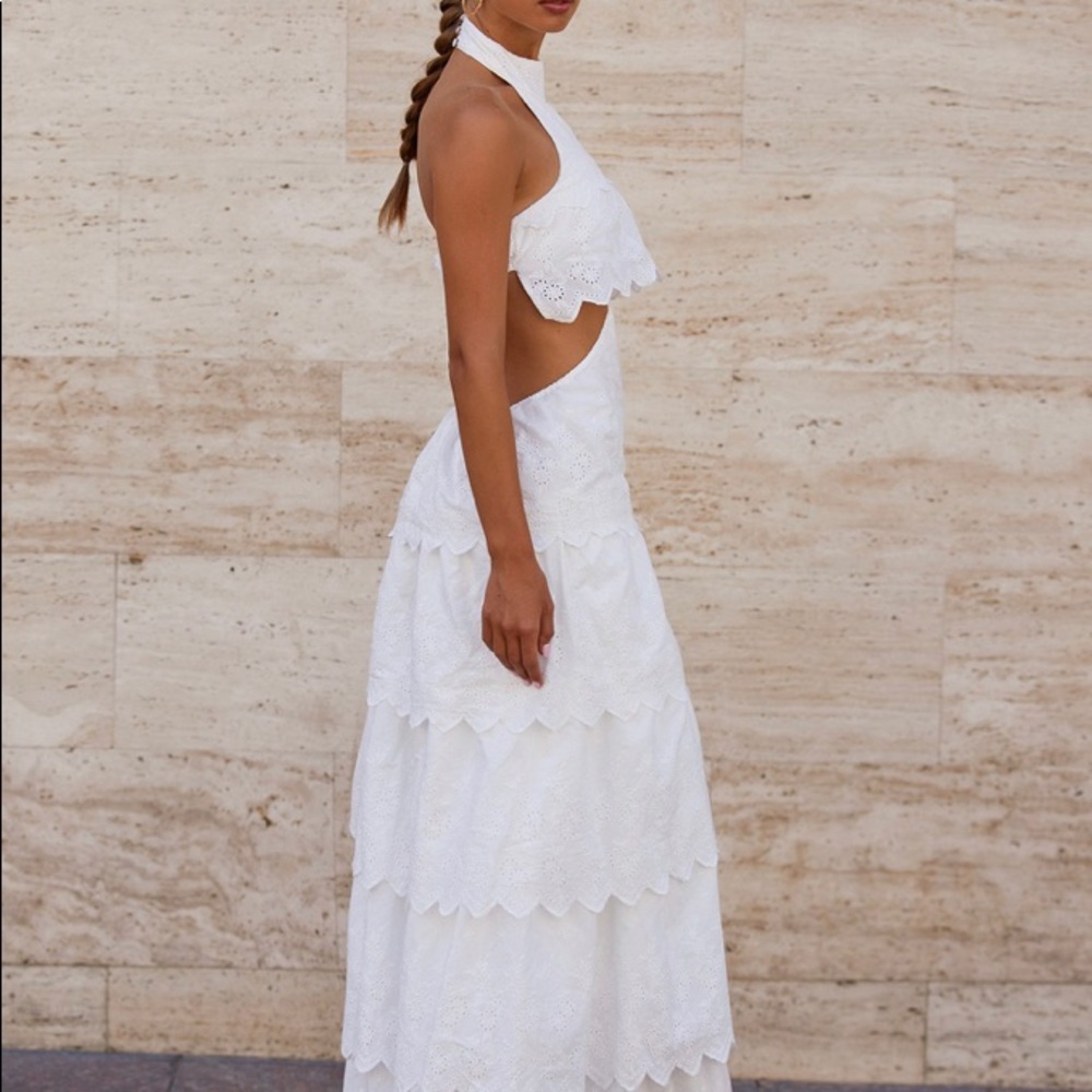 ALAMOUR THE LABEL WHITE MAXI DRESS